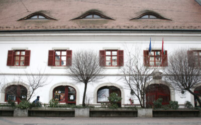 ünnepi nyitva tartás